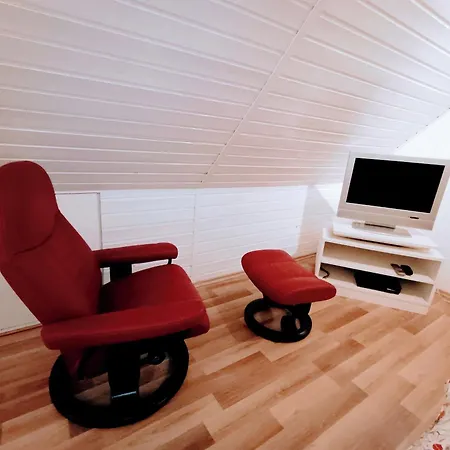 In A Wonderful Panoramic Location - With Shared Bathroom Διαμέρισμα