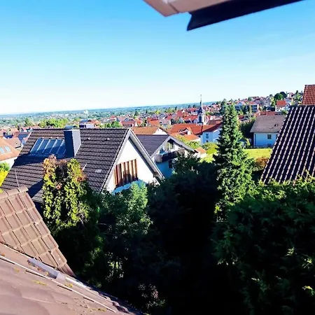Διαμέρισμα In A Wonderful Panoramic Location - With Shared Bathroom Weinheim